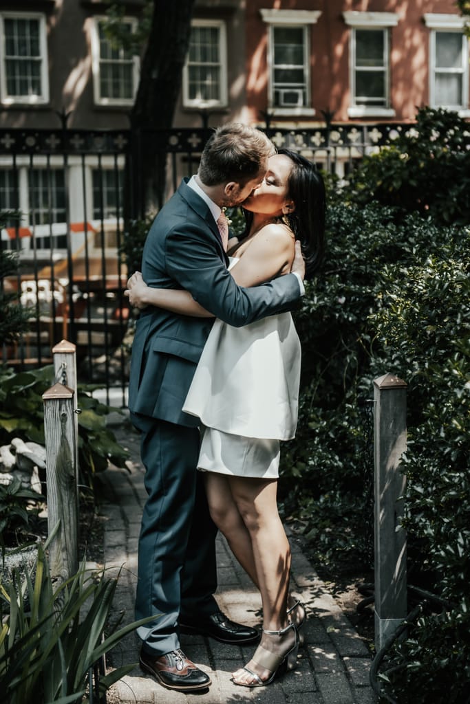 Gabby and Mihai at their elopement, photograph 24 of 49