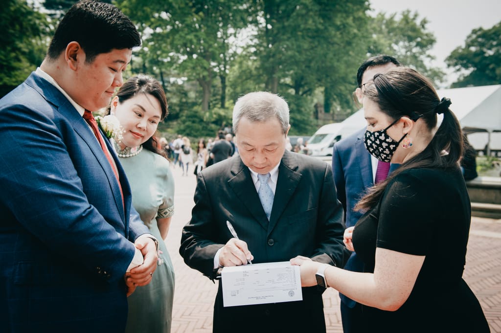 Tzuchin and Alan at their elopement, photograph 35 of 88