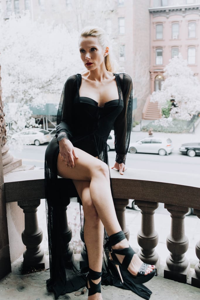 Clarissa — glam and fine art portrait, photograph 57 of 59