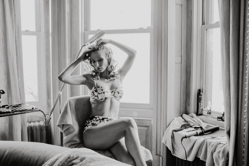 Clarissa — glam and fine art portrait, photograph 14 of 59