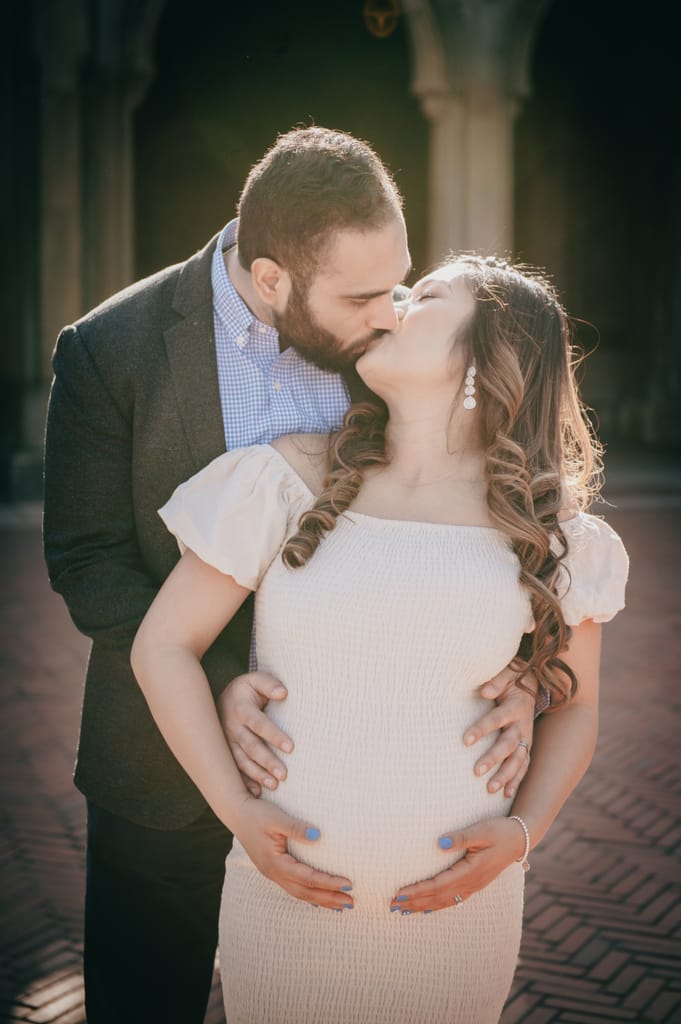 Puri Maternity Shoot, photograph 22 of 51