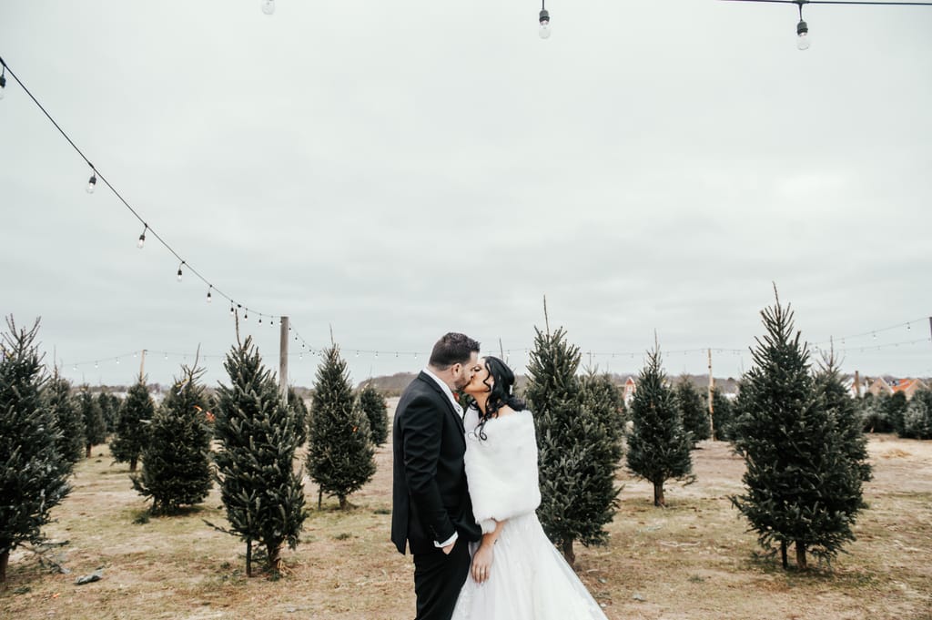 Kristen and Mike on their wedding day, photograph 34 of 122
