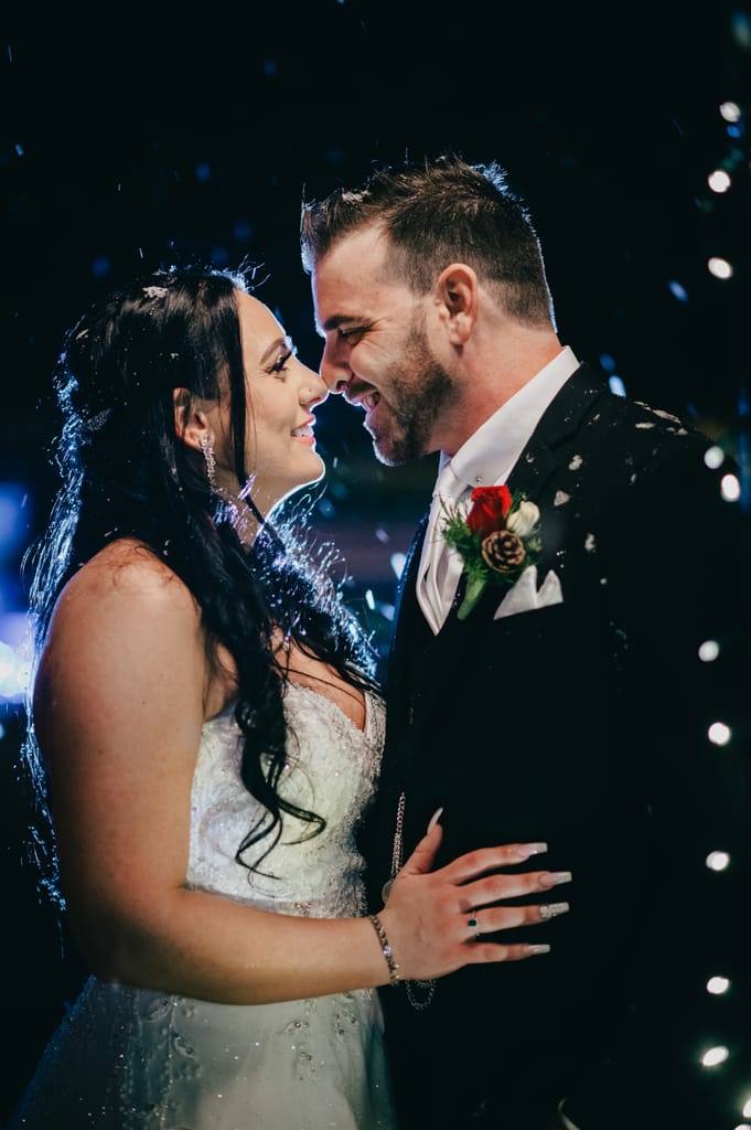 Kristen and Mike on their wedding day, photograph 91 of 122