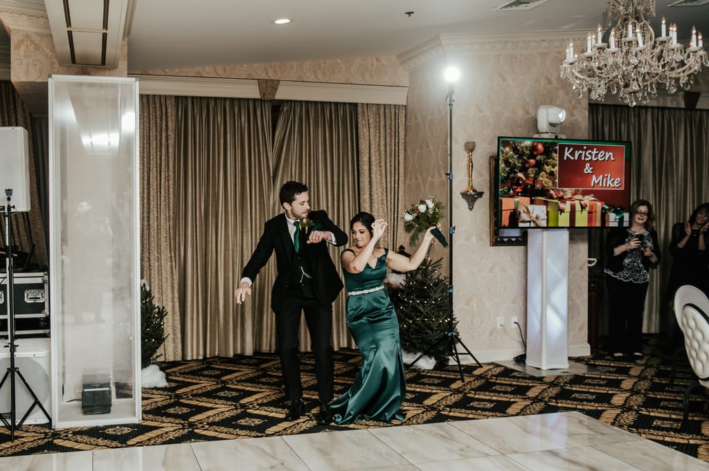 Kristen and Mike on their wedding day, photograph 93 of 122