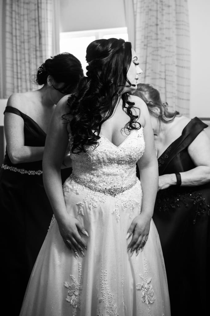 Kristen and Mike on their wedding day, photograph 17 of 122