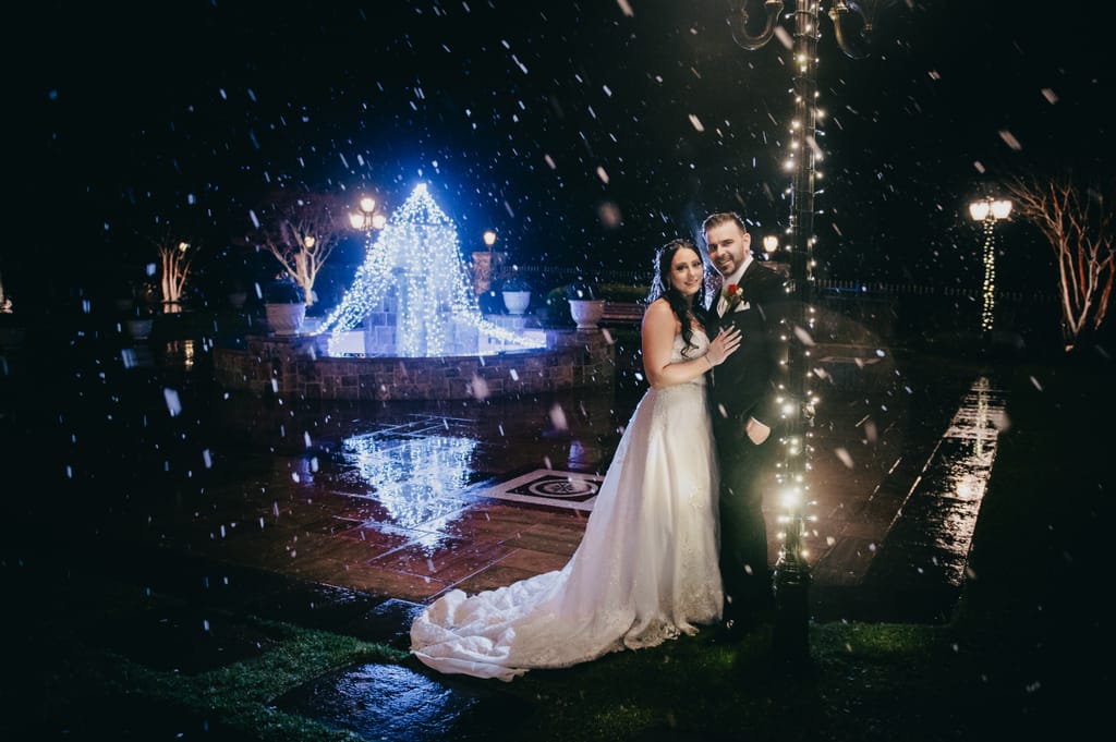 Kristen and Mike on their wedding day, photograph 88 of 122