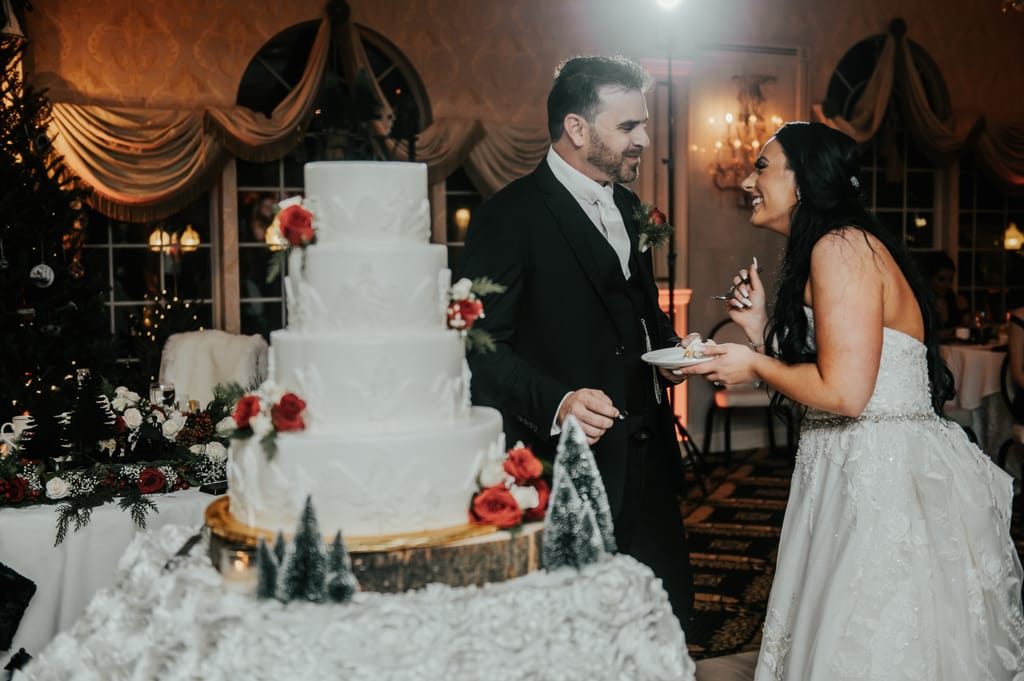 Kristen and Mike on their wedding day, photograph 116 of 122